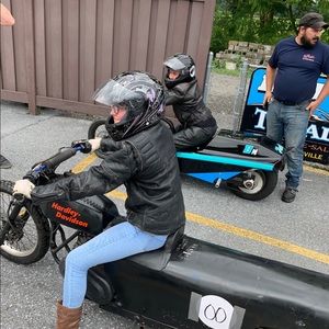 Meet your Posher, Bailey